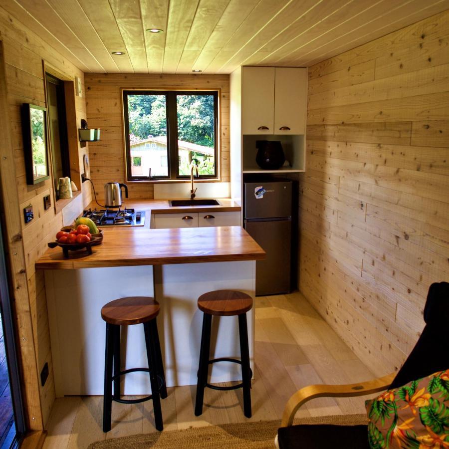 'Are Pepe One Bedroom Container Style Unit Раротонга Екстериор снимка